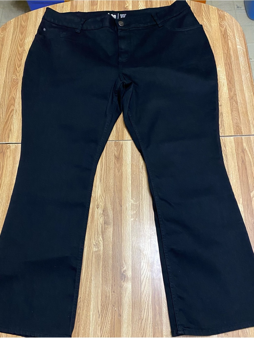 Lee Women’s Black Regular Fit Bootcut MidRise Jeans Size 22W Petite NWT